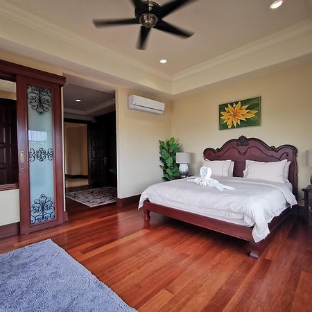 Casa Del Rio Residences ملقا المظهر الخارجي الصورة